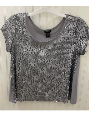 Rue21 Silver Sequin Short Sleeve Tee